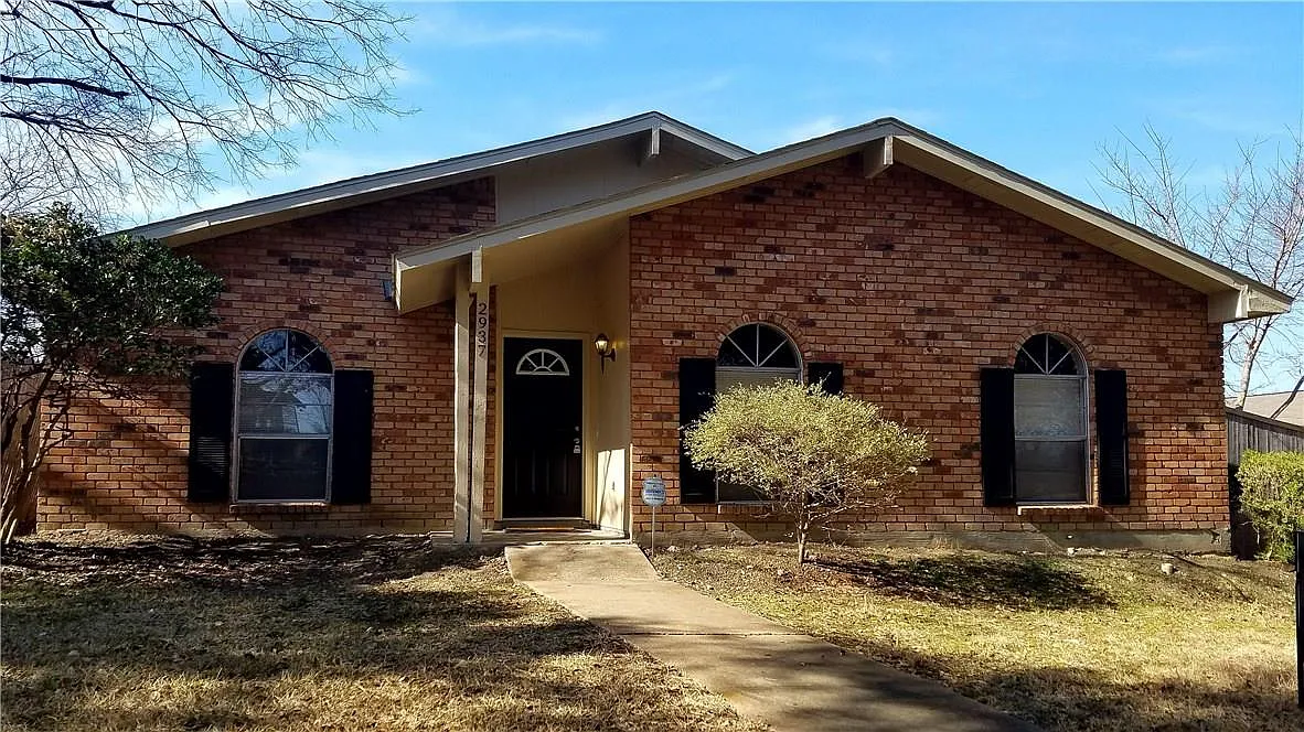 3 bed, 1695 sqft, $2,100 — Photo 1