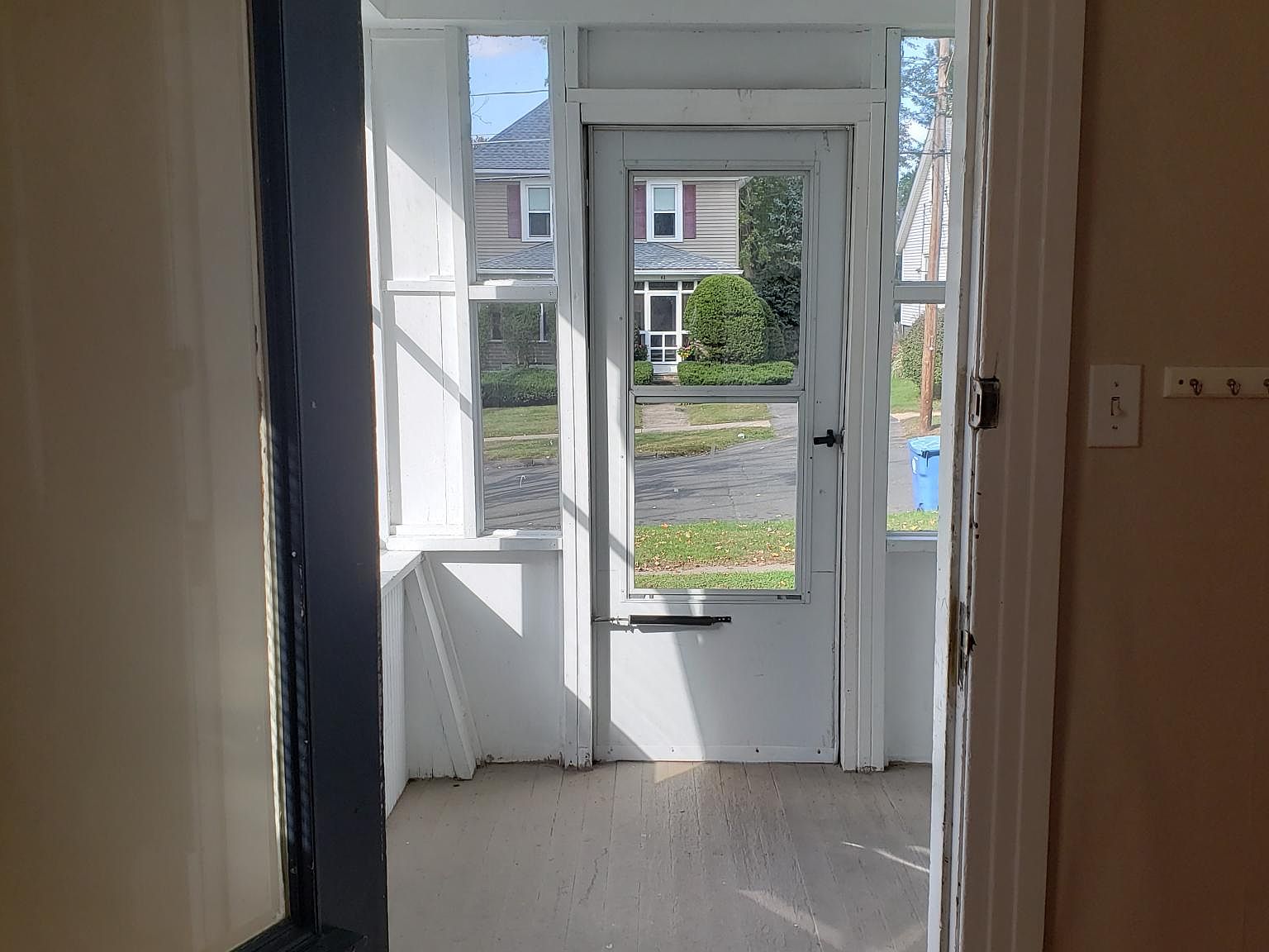 56 Fairview Ave, Enfield, CT 06082 Zillow