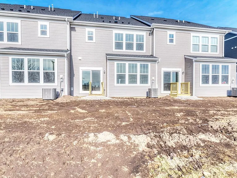 Horseshoe Cir — Photo 23