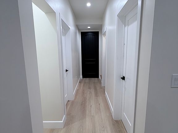 5th image of 4335 Sunnyslope Ave #1/2