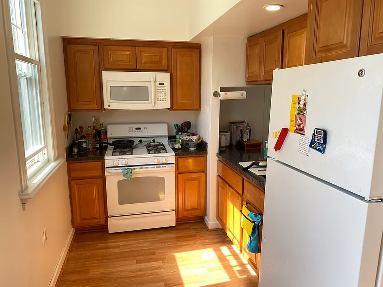 797 Orange St #2B — Photo 8