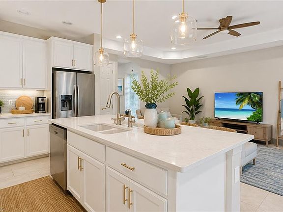 5th image of 16329 Aberdeen WAY