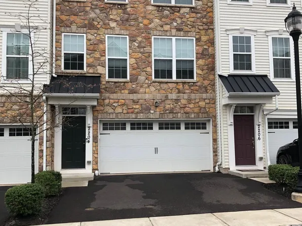 2204 Evin Dr, Warrington, PA 18976