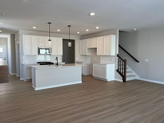 3rd image of 17967 Genoa Dr