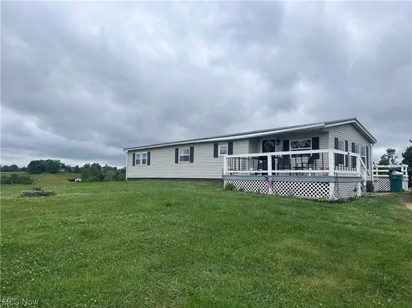 2784 E State Route 60 NE, McConnelsville, OH 43756