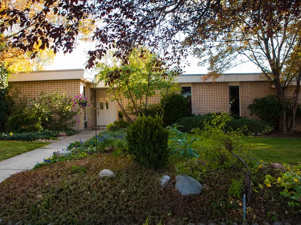 27 W Princeton Dr, Midvale, UT 84047