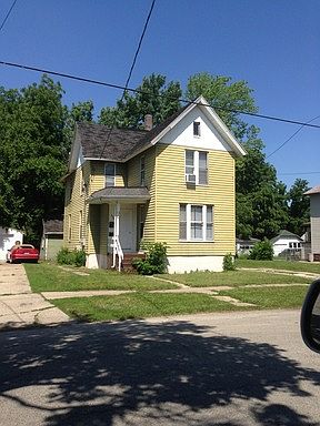 1st image of 833 10th St