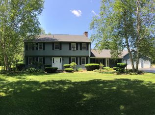 570 Holmes Rd, Pittsfield, MA 01201