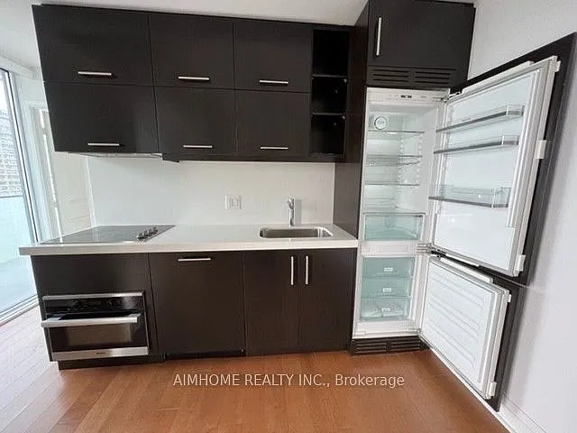 65 Saint Mary St #4207 — Photo 6