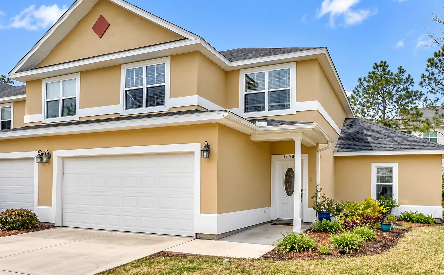 4 bed, 3.5 bath, 1914 sqft, $2,395 — Photo 1