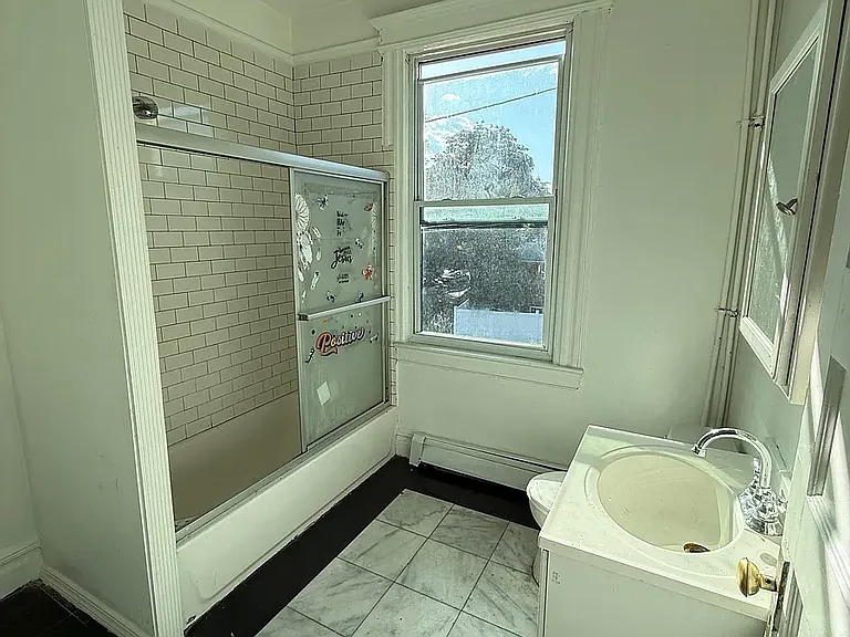 410 Chadwick Ave — Photo 10