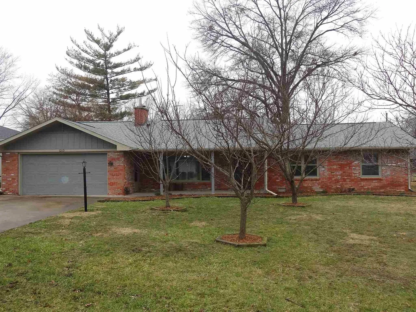 1213 N Wildwood Ln photo 1