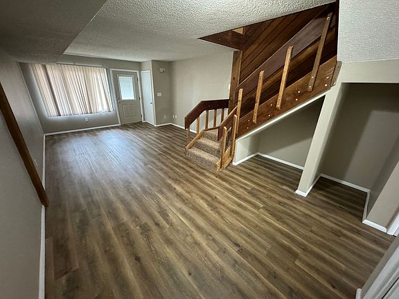 4th image of 1235 E Guinevere Ct Unit I