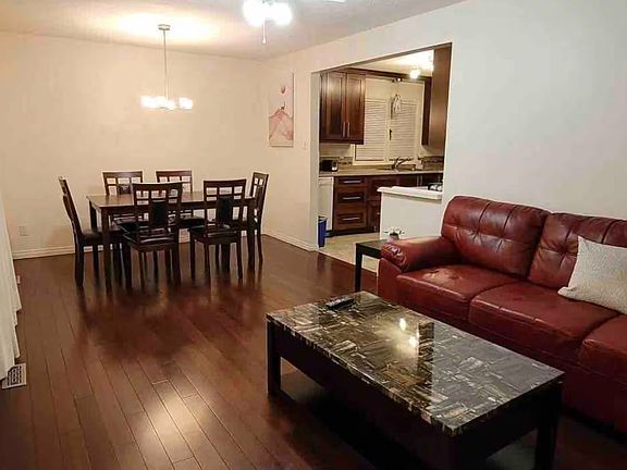 4th image of 1376 Rupert St