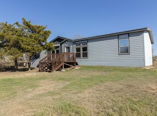 425 High View Ranch Dr, Cedar Creek, TX 78612