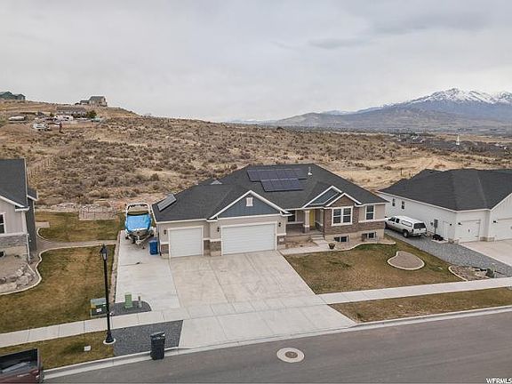 3rd image of 1102 W Meridian Dr