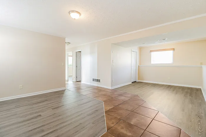 3201 Shallow Creek Cir — Photo 4