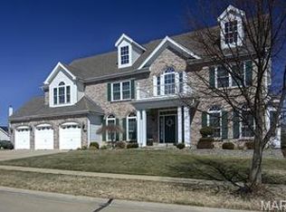 2323 Dartmouth Bend Dr, Ballwin, MO