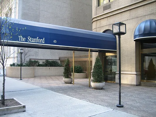 Sold by Corcoran | media 15