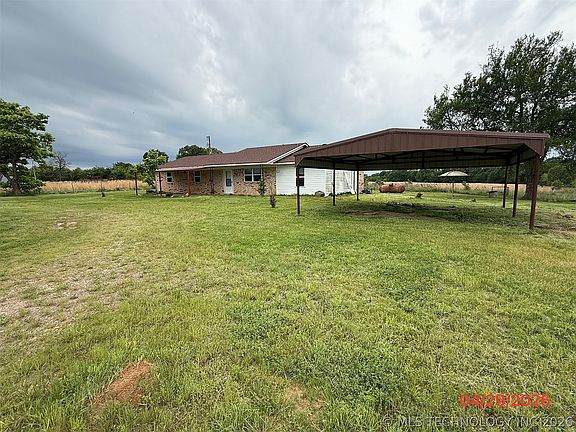 4th image of 1290 N 4000th Rd