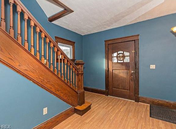 2nd image of 403 King St