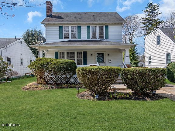 3rd image of 96 Court Street