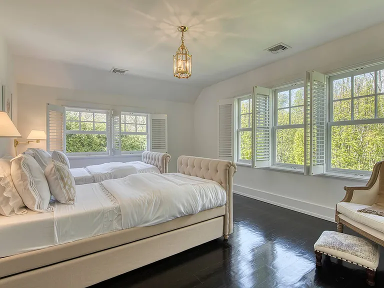 51 White Oak Ln — Photo 11