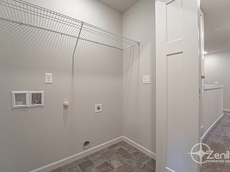 4261 S Cloverhill Way — Photo 19