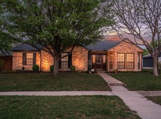975 Redcedar Way Dr, Coppell, TX 75019