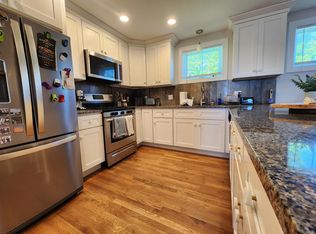 53 Willow St FLOOR 3, Providence, RI 02909