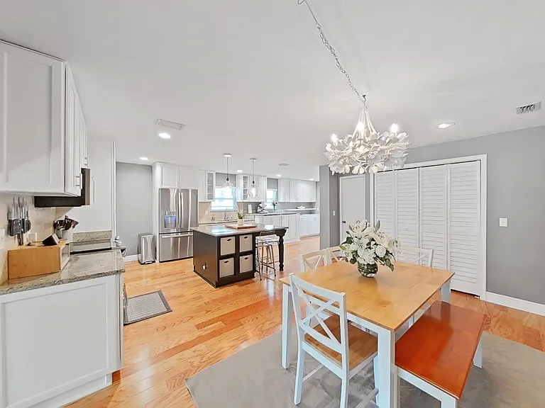 204 S Audubon Ave — Photo 7