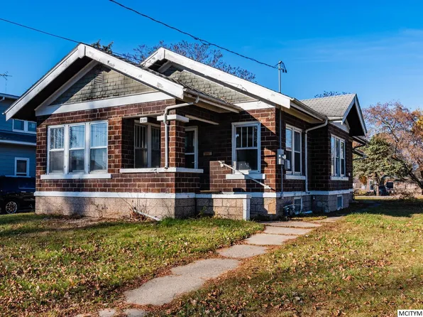 110 20th St SE, Mason City, IA 50401
