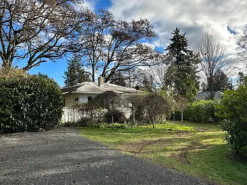 390 Grow Ave NW Photo 1