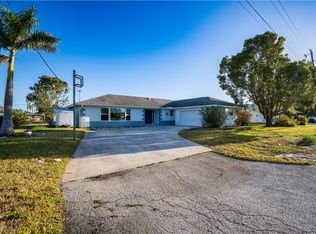 1729 Cascade Way, North Fort Myers, FL 33917