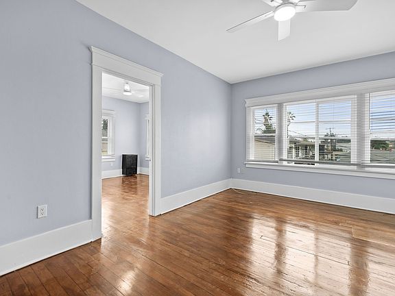 2nd image of 530 Alamitos Ave APT 27