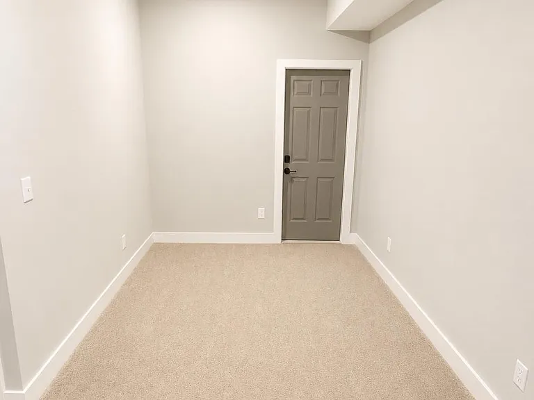 Here is a photo of the bedroom area space.