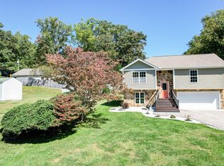 1603 Lone Oak Rd, Johnson City, TN 37604