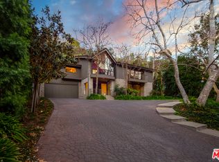 1000 Chantilly Rd, Los Angeles, CA 90077