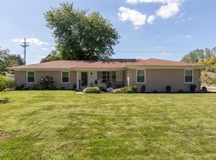 1089 Holly Dr, Seymour, IN