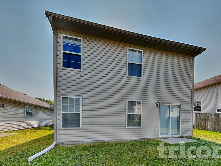 4244 Village Trace Dr — Photo 15