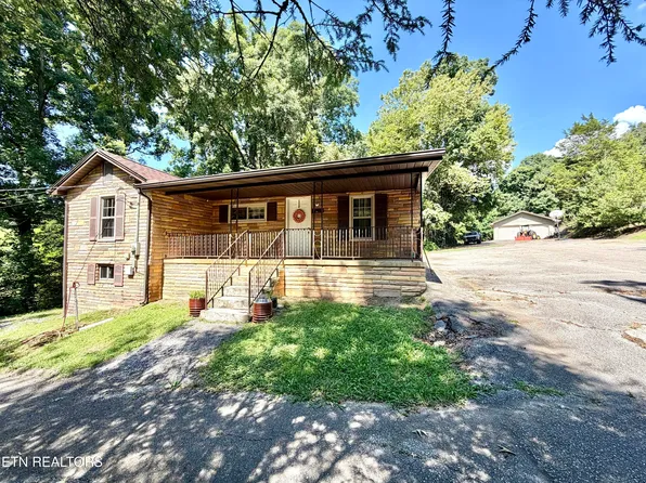4906 Shady Rd, Strawberry Plains, TN 37871