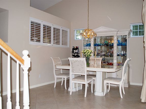 5th image of 1064 Leake Cir