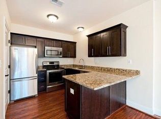 1572 Wickham Pond Dr UNIT B, Charlottesville, VA 22901