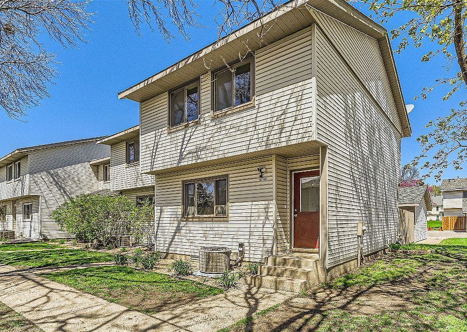 1st image of 16140 Foliage Ave W