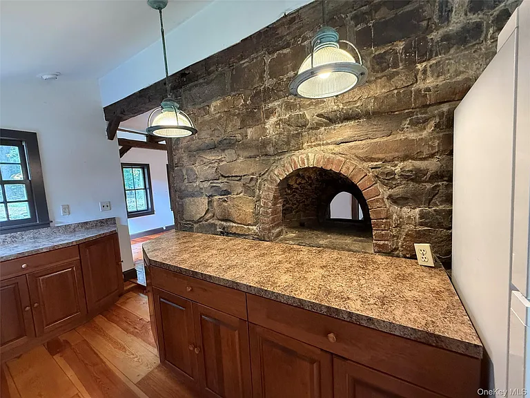 241 White Bridge Rd — Photo 18