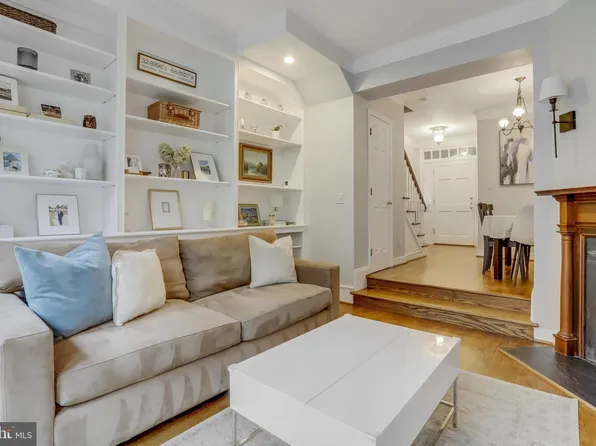 629 S Columbus St, Alexandria, VA 22314