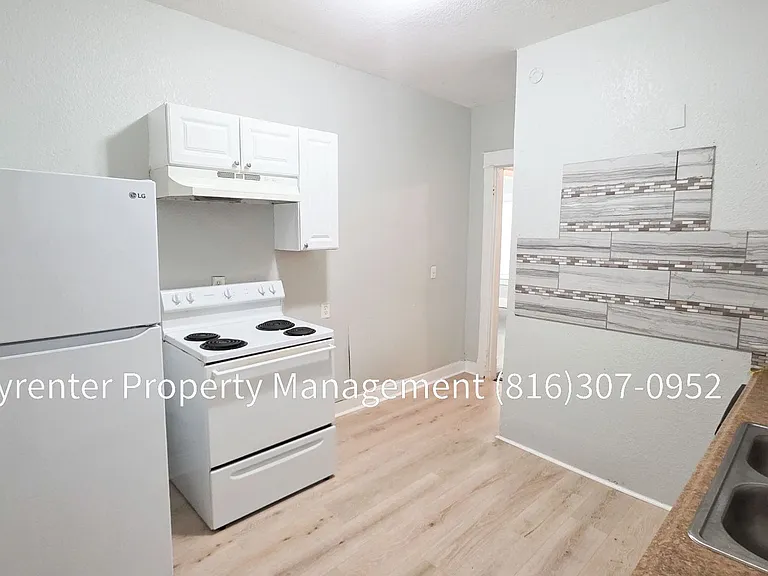 3619 Olive St — Photo 8