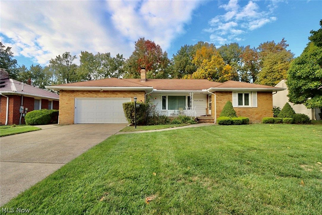 2121 Algonquin Rd, Euclid, OH 44117 | Zillow