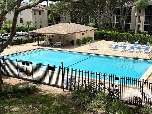 202 Foxtail Dr #F1 — Photo 28