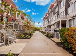 125 Long Branch Ave #14, Toronto, ON M8W 0A9